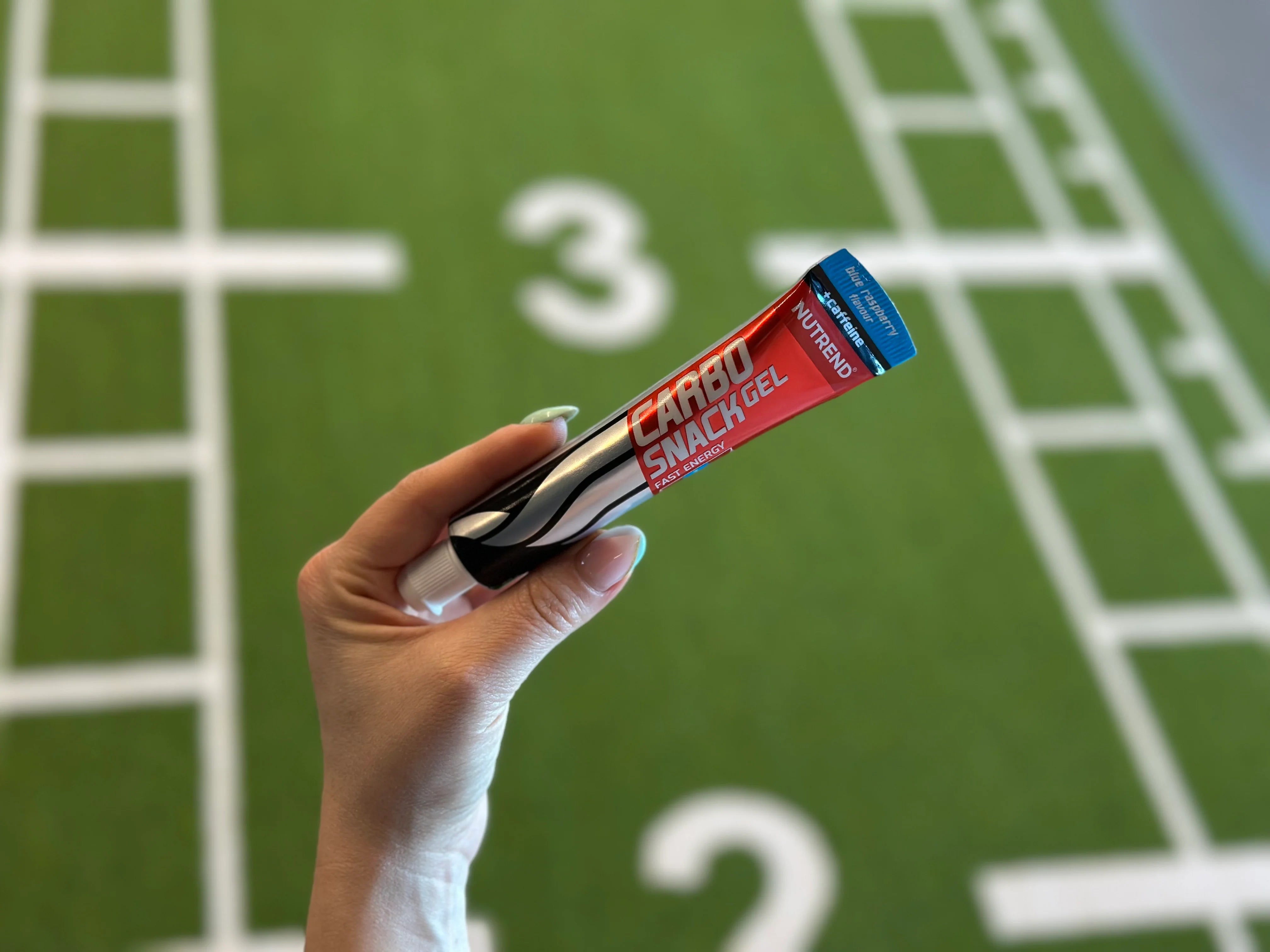 Carbo Snack energy gel tubo NUTREND con cafeína (Caja 12 unidades)