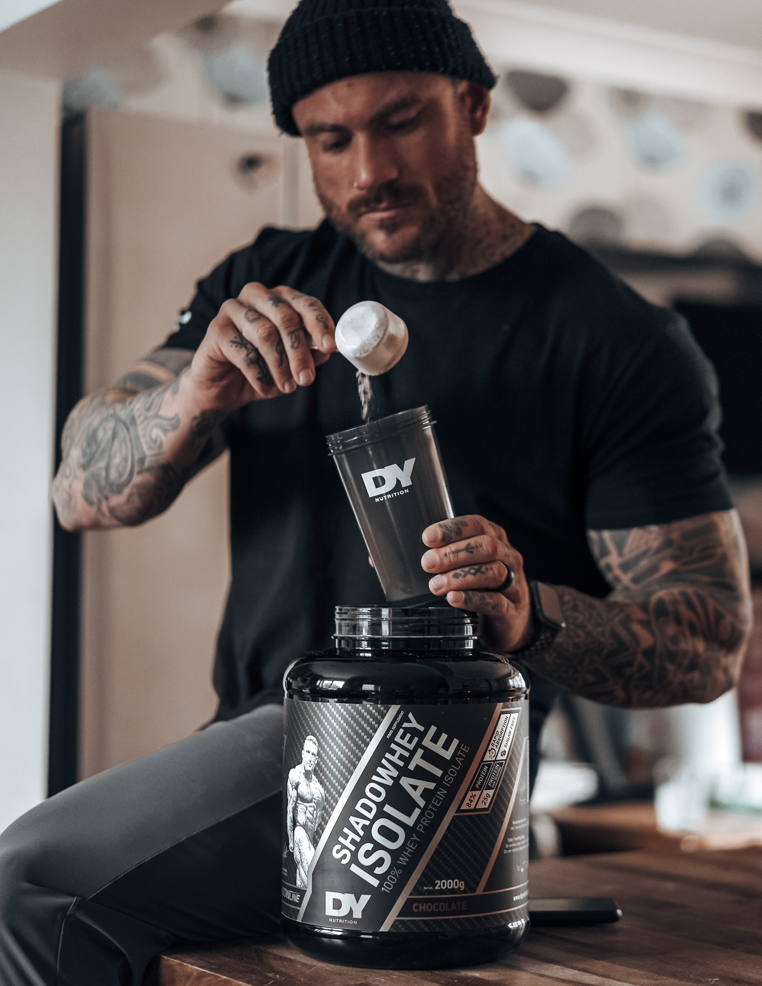 Dynutrition ShadoWhey Isolate Dorian Yates 2 kg | 66 Servicios · 26g Proteína · Bajo en Carbos