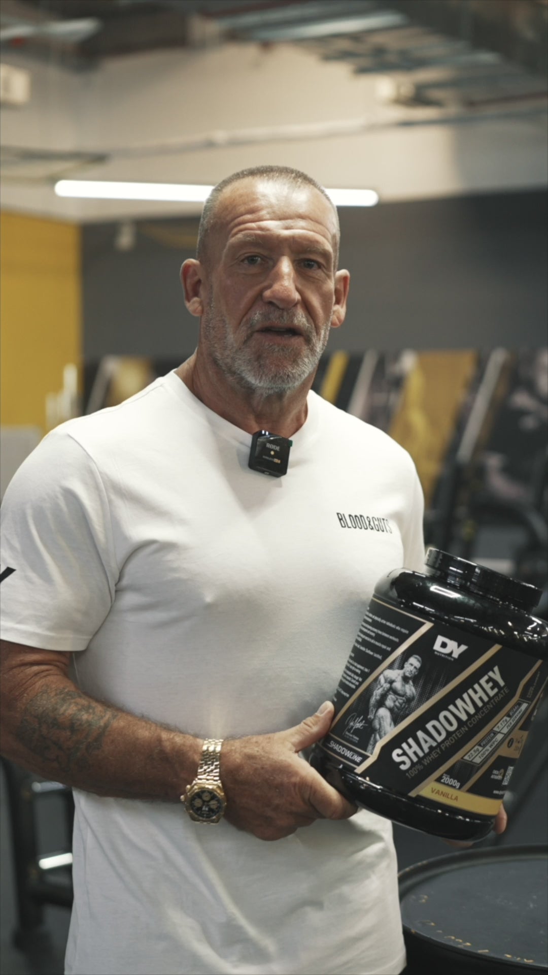 Cargar vídeo: Dynutrition ShadoWhey 100% Whey Dorian Yates 2 kg | 66 Servicios · 23g Proteína · BCAAs